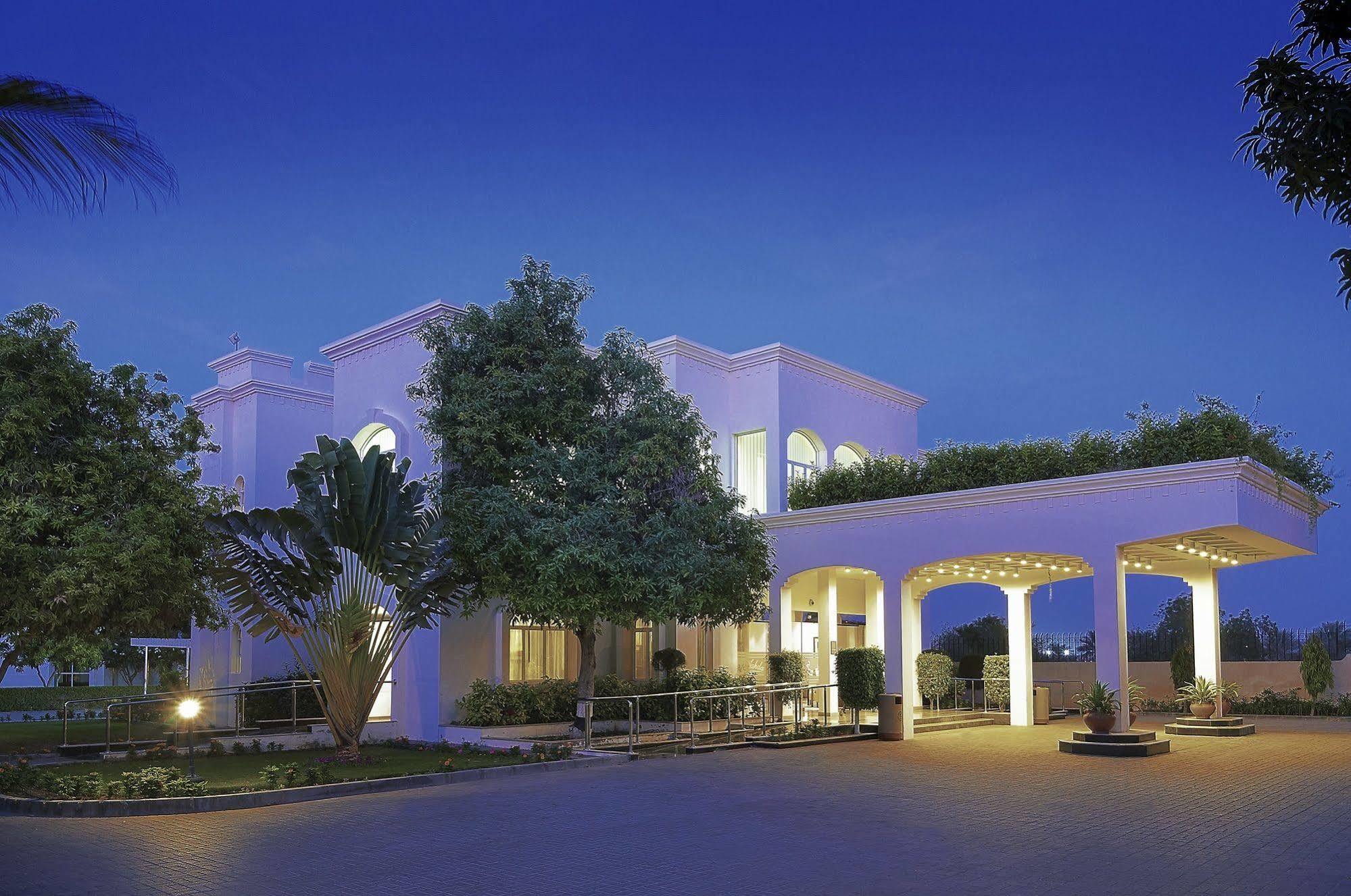 Al Nahda Resort & Spa Барка Екстер'єр фото